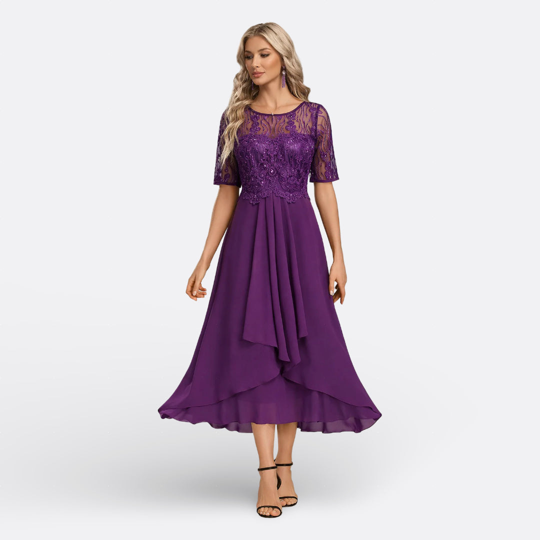 Marianne - Robe en Dentelle à Manches Courtes
