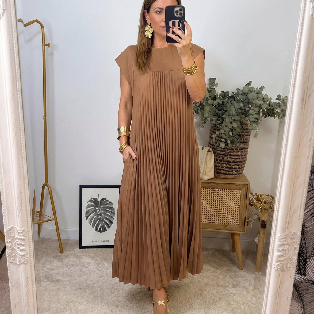 Anne - Robe de Confort Intemporelle